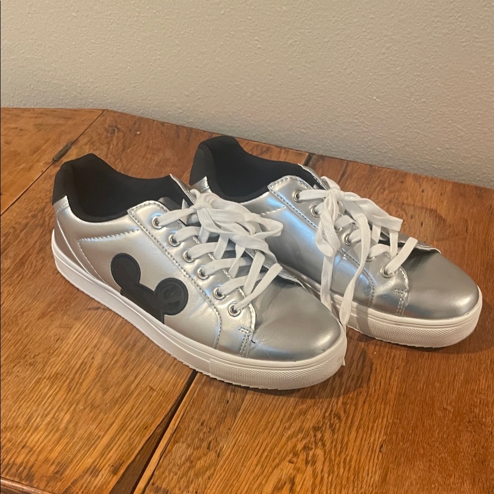 Disney Mickey Mouse Silver Metallic Sneakers | ALDI 2024 | Size 9